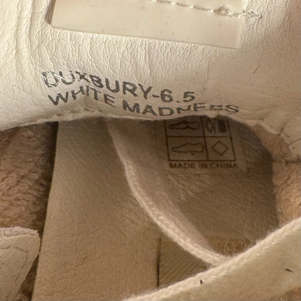 Vintage Havana Women’s Duxbury White Maddness Sneakers‎ Size 6.5